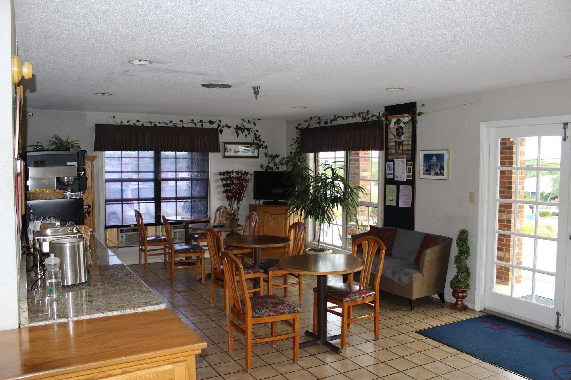 Quality Inn Pulaski Экстерьер фото