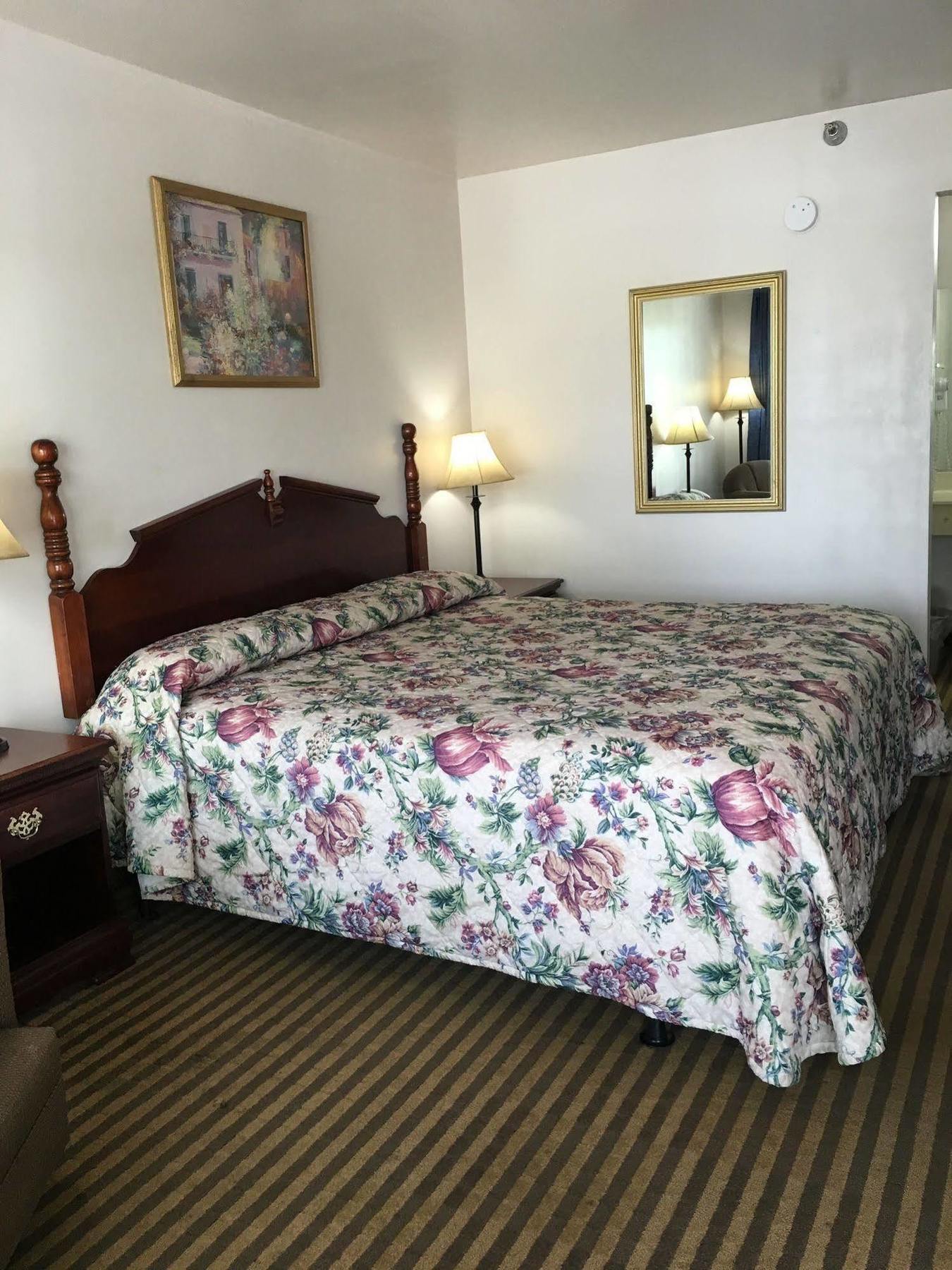 Quality Inn Pulaski Экстерьер фото