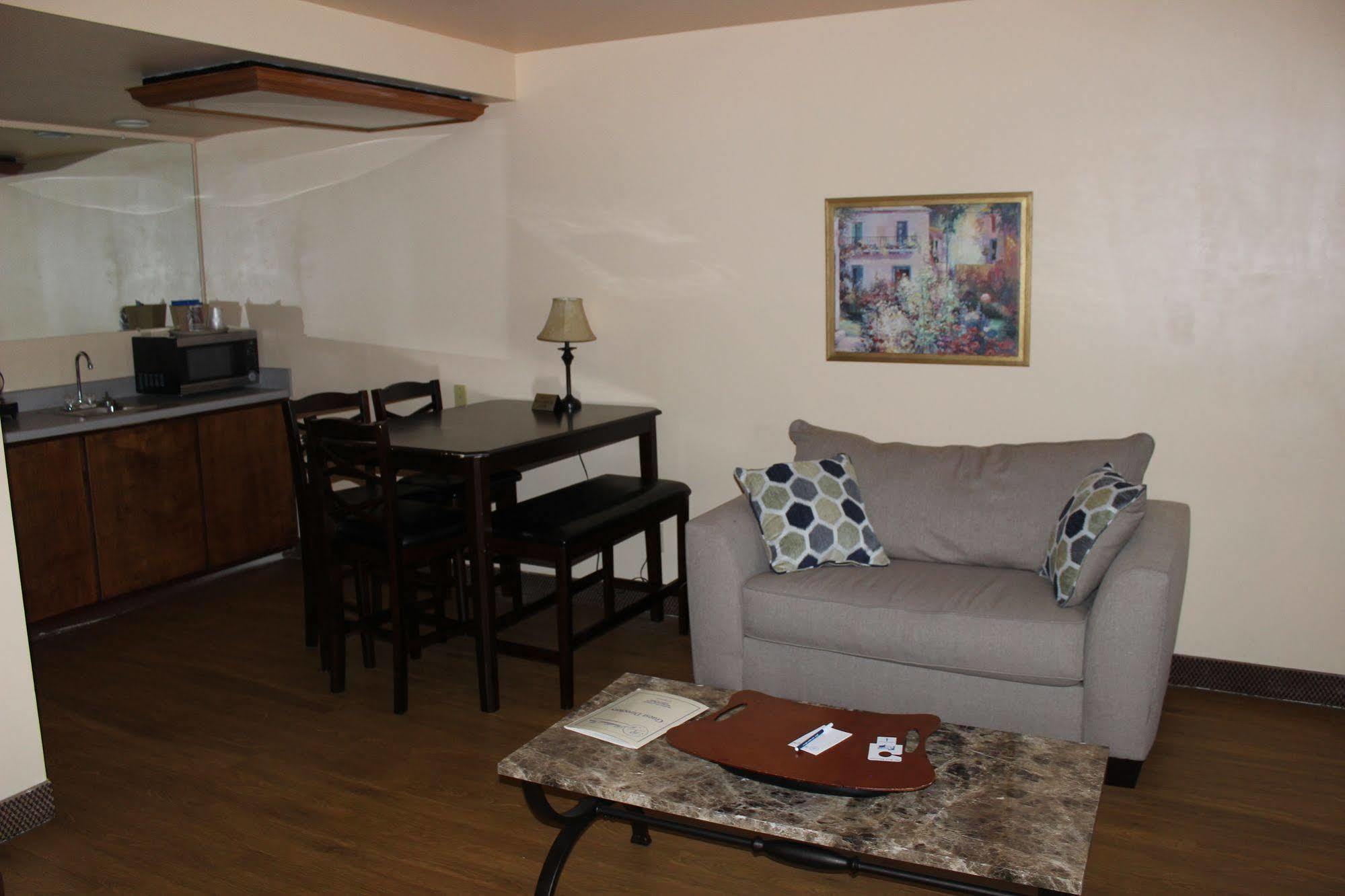 Quality Inn Pulaski Экстерьер фото