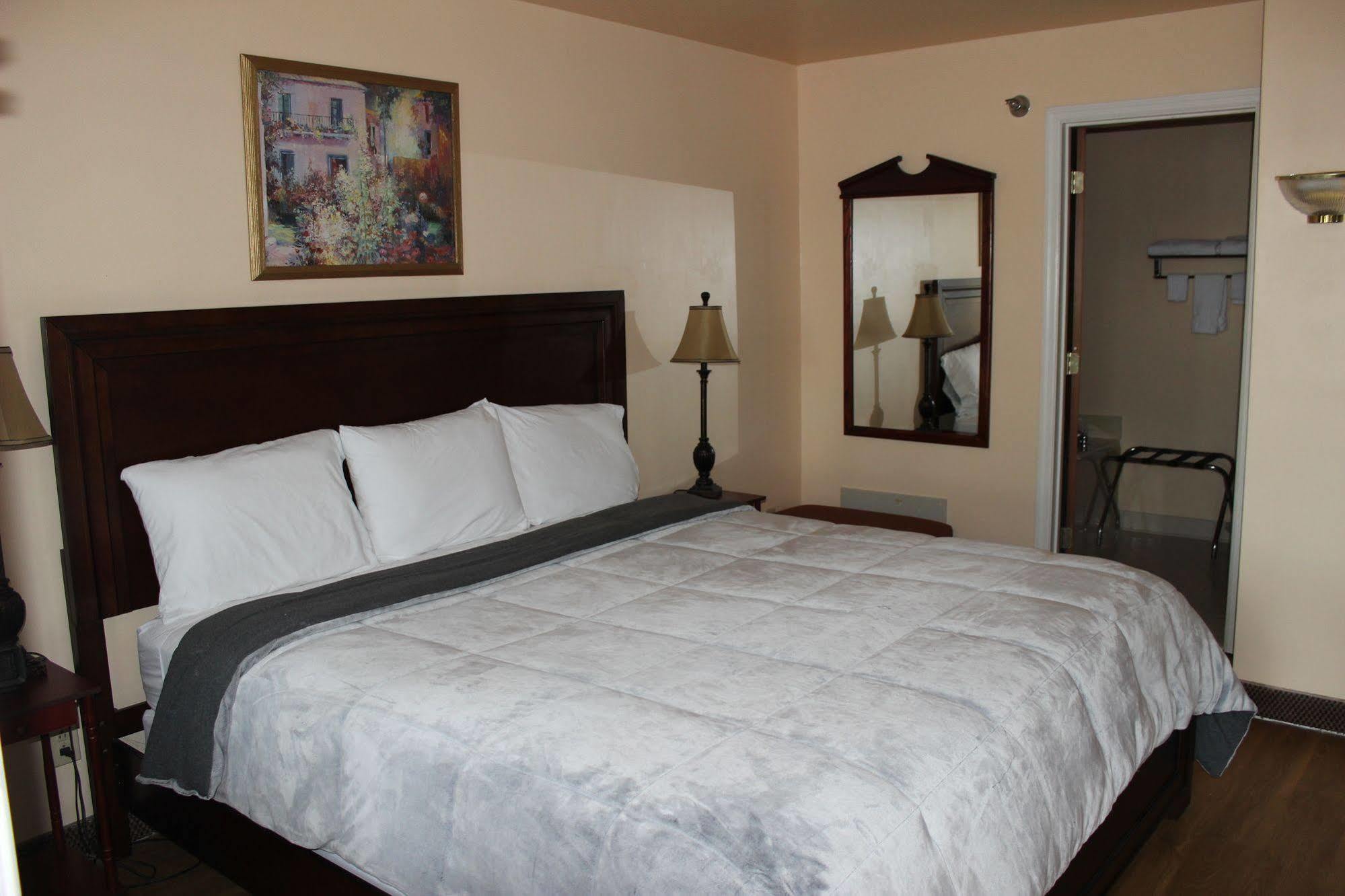Quality Inn Pulaski Экстерьер фото