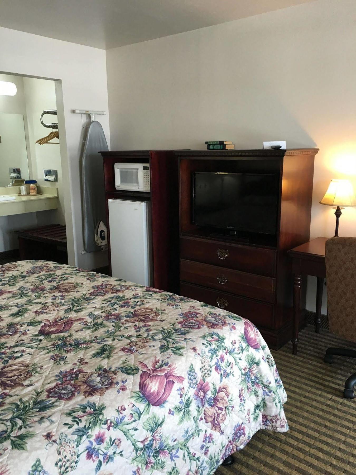 Quality Inn Pulaski Экстерьер фото