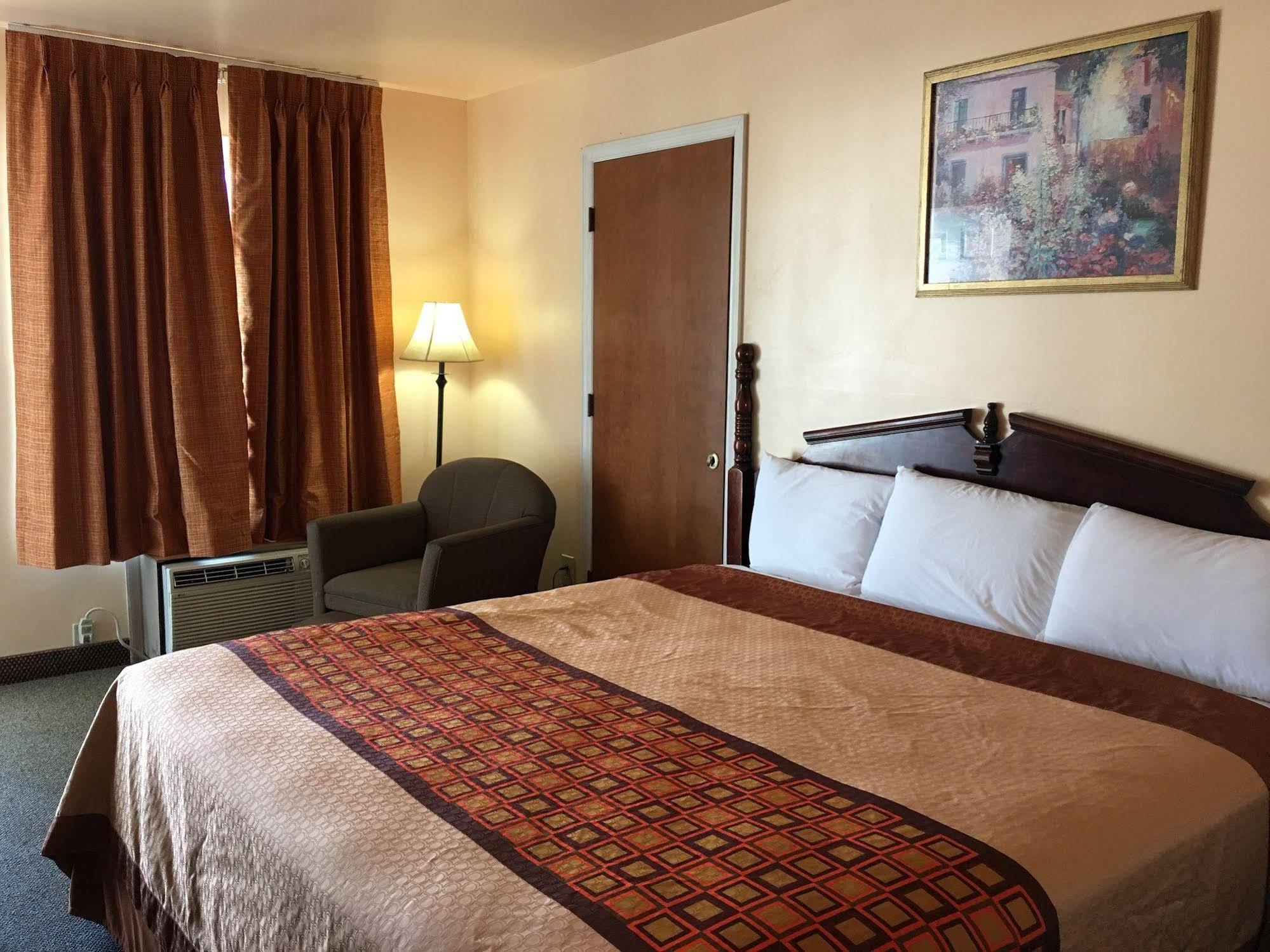 Quality Inn Pulaski Экстерьер фото